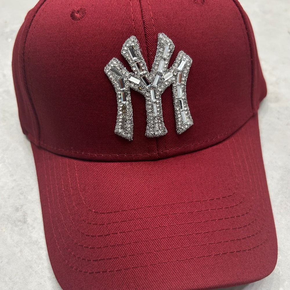 Red wine women’s bling baseball hat